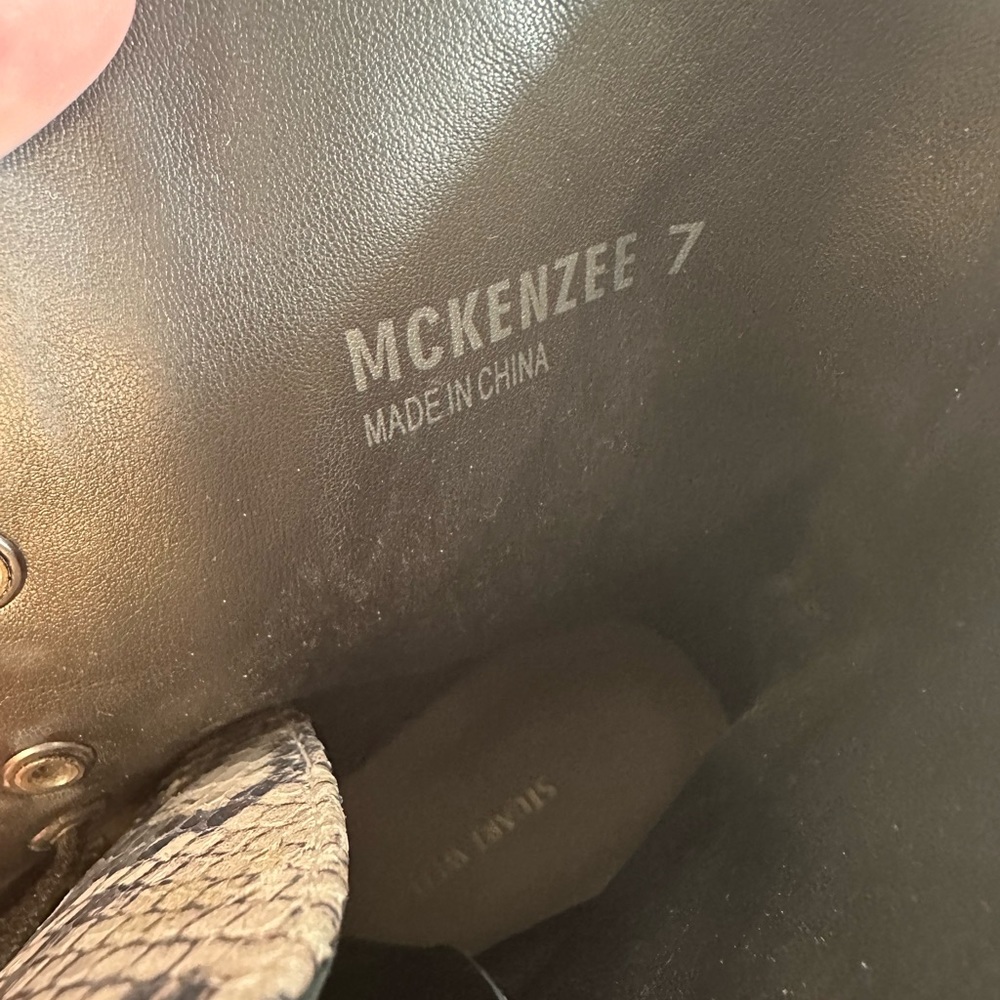 Stuart Weitzman Snakeskin Python Embossed Leather… - image 8